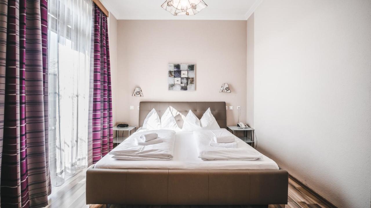 Hotel Karntnerhof Velden By S4Y Velden am Woerthersee Ngoại thất bức ảnh