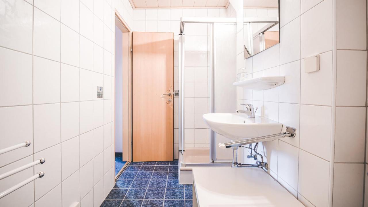 Hotel Karntnerhof Velden By S4Y Velden am Woerthersee Ngoại thất bức ảnh