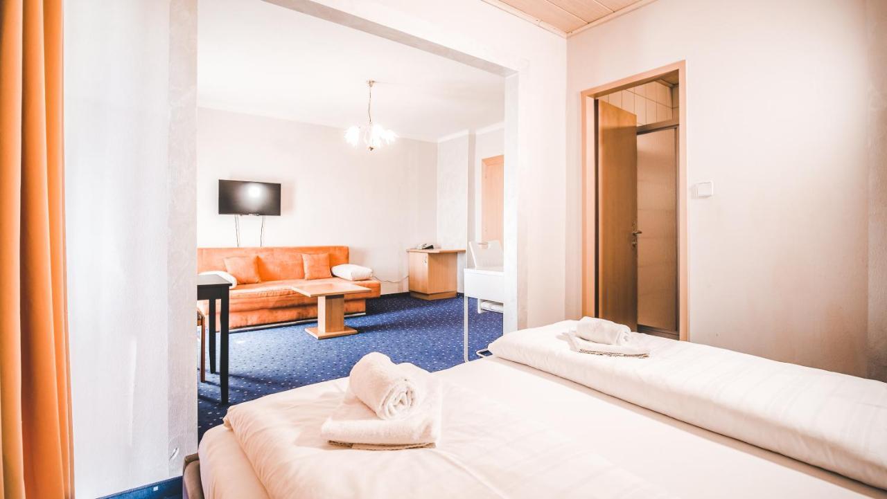 Hotel Karntnerhof Velden By S4Y Velden am Woerthersee Ngoại thất bức ảnh