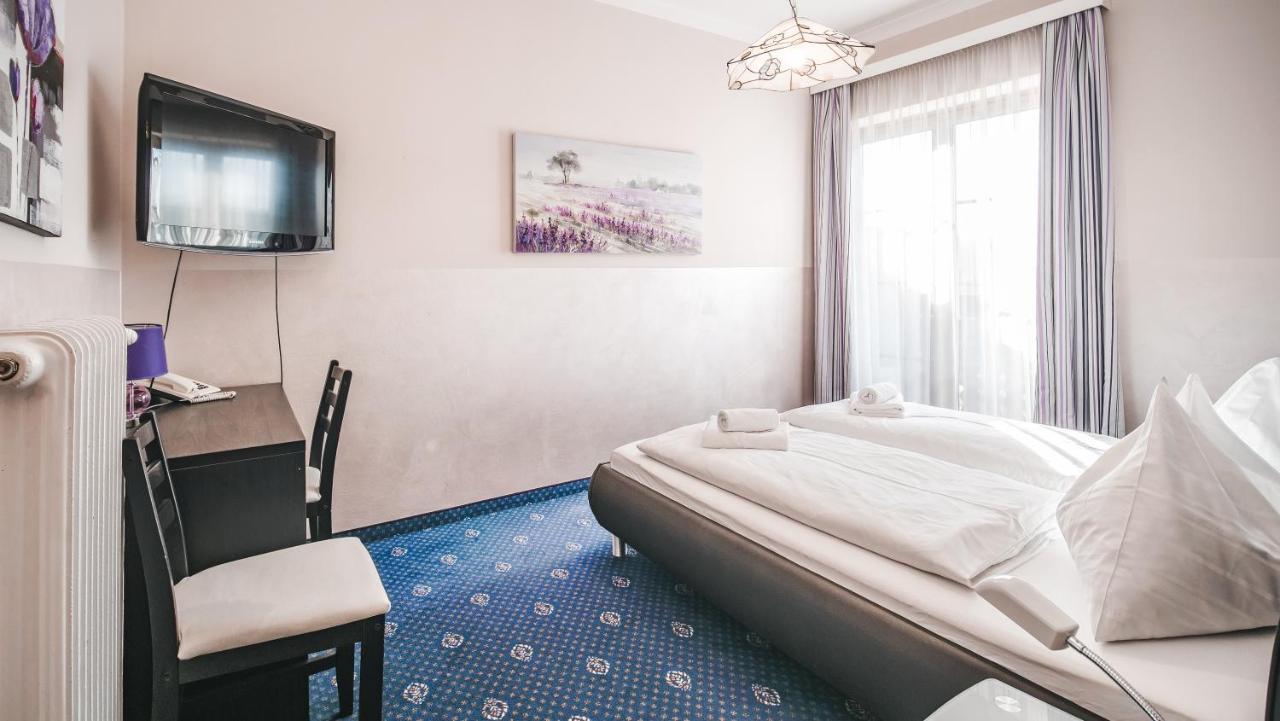 Hotel Karntnerhof Velden By S4Y Velden am Woerthersee Ngoại thất bức ảnh